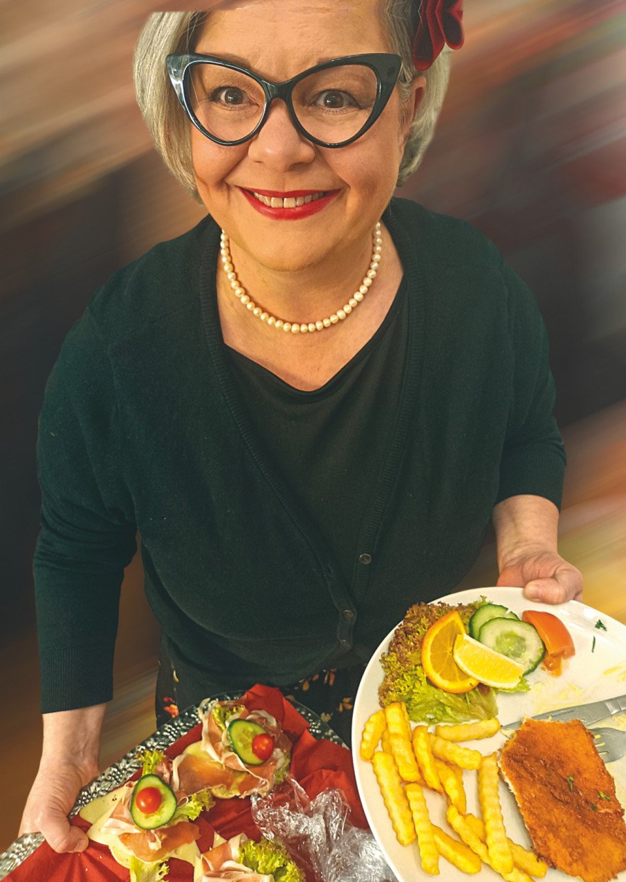 „Pension zur schwäbischen Jungfrau“ – Academixer – BRAVO – Eiscafe &amp; Bistro